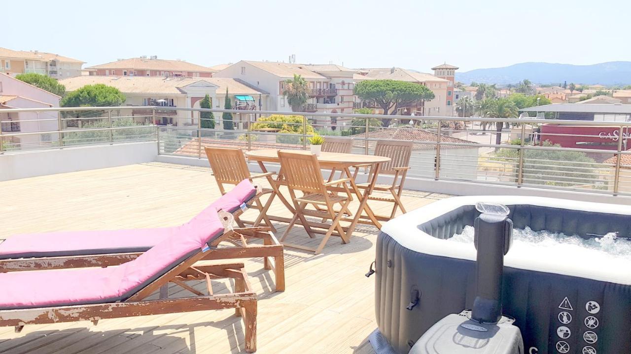 Hotel Sable Et Soleil - Port, Plage Et Jacuzzi Prive Fréjus Kültér fotó