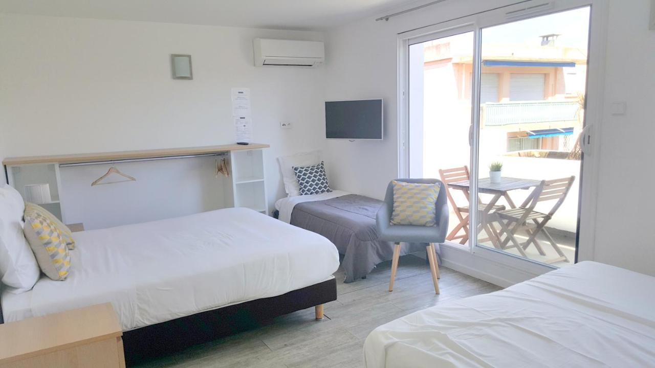 Hotel Sable Et Soleil - Port, Plage Et Jacuzzi Prive Fréjus Kültér fotó